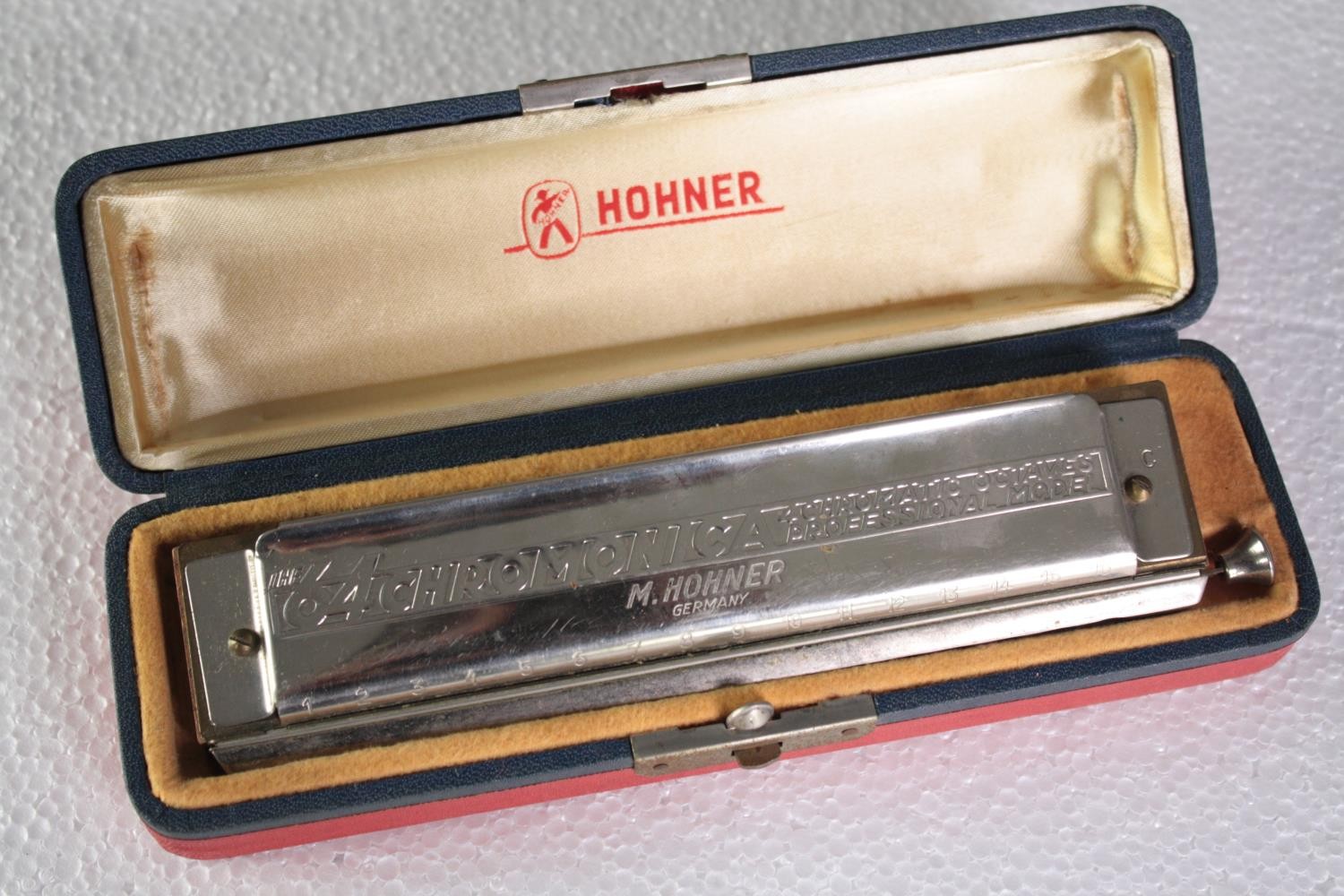 Two chromatic harmonicas made by Hohner and Bandmaster. L.22 W.6cm. (largest) - Image 3 of 6