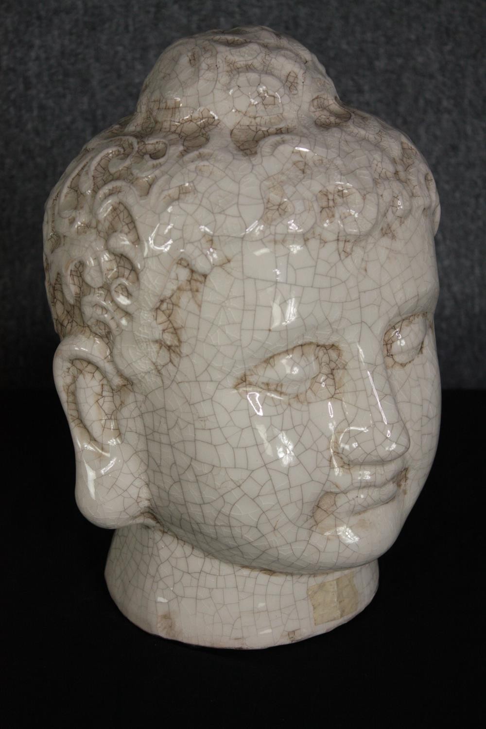 Bubbha. Two busts. Hollow glazed plaster. H.33 cm. (each) - Image 4 of 6