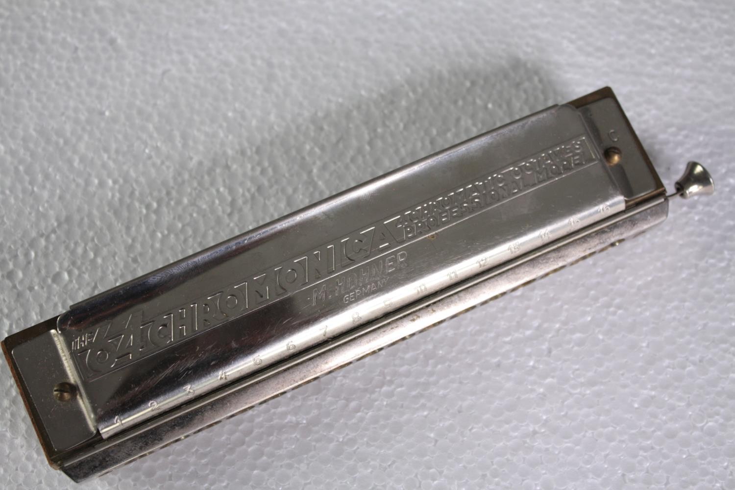 Two chromatic harmonicas made by Hohner and Bandmaster. L.22 W.6cm. (largest) - Image 4 of 6