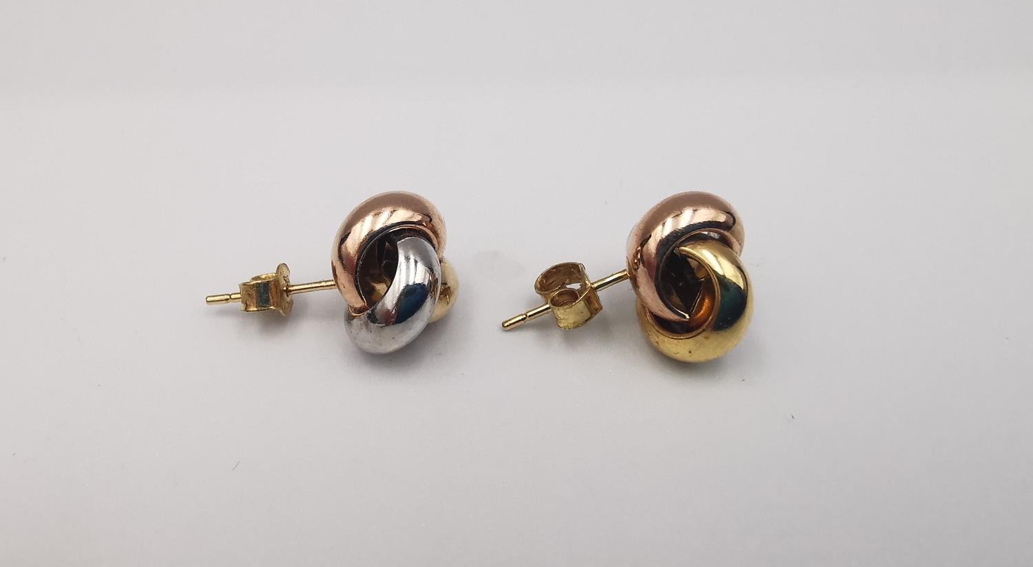 Four pairs of 9ct gold stud and drop earrings and one single ball earring, two boxed. Two pairs of - Image 4 of 10