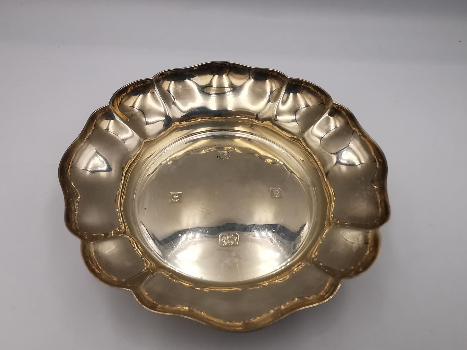 A collection of silver items, including two silver pill boxes, a silver floral form dish by Barker - Image 6 of 19