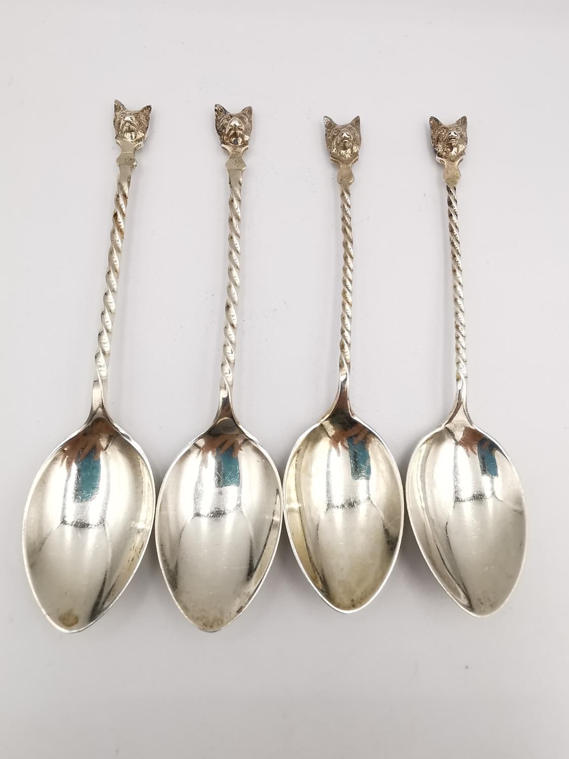 A collection of 19th and early 20th century silver and white metal cutlery, including a set of six - Image 8 of 18