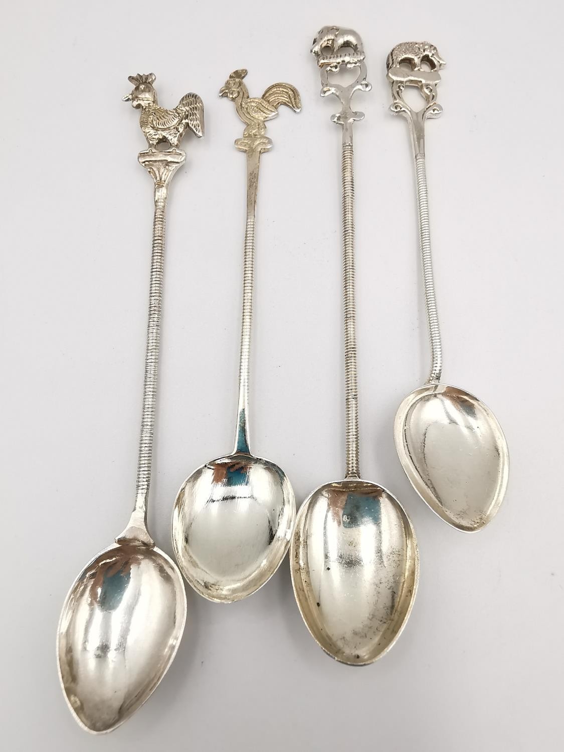 A collection of 19th and early 20th century silver and white metal cutlery, including a set of six - Image 14 of 18