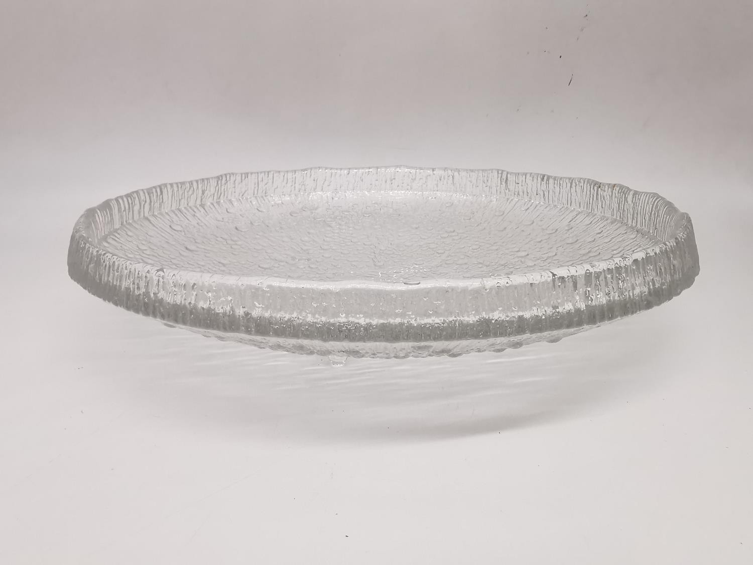 Tapio Wirkkala, Iittala - A post war Ultima Thule clear glass bowl of shallow circular form relief - Image 6 of 6