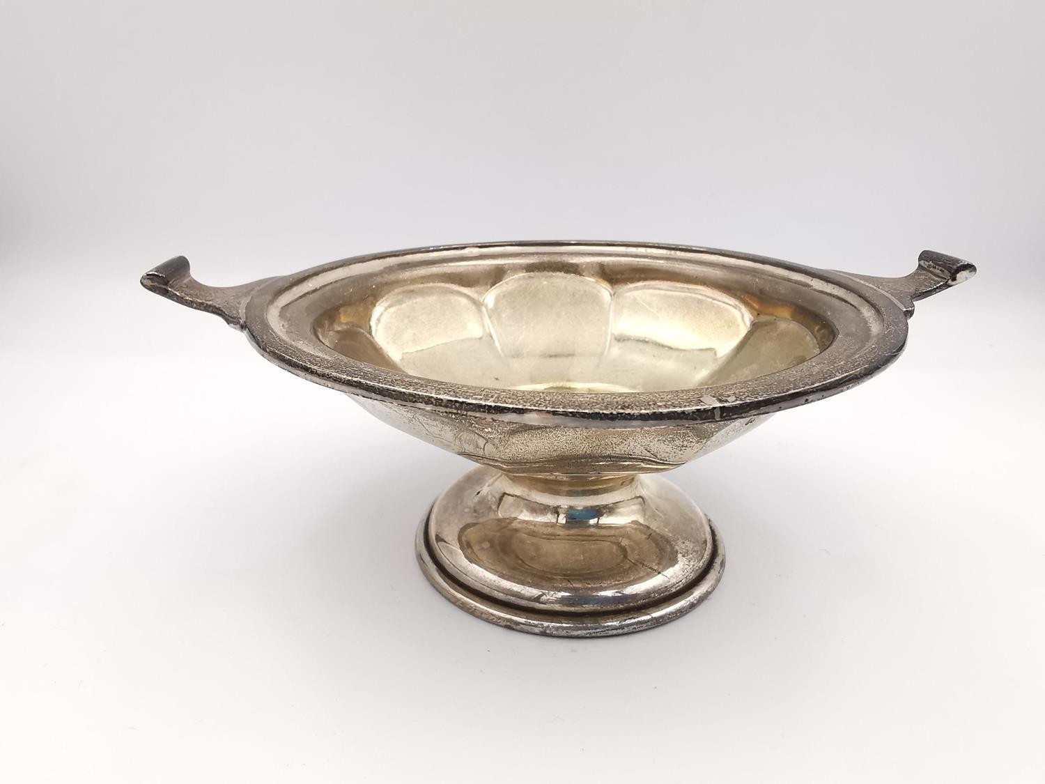 A collection of silver items, including two silver pill boxes, a silver floral form dish by Barker - Image 3 of 19