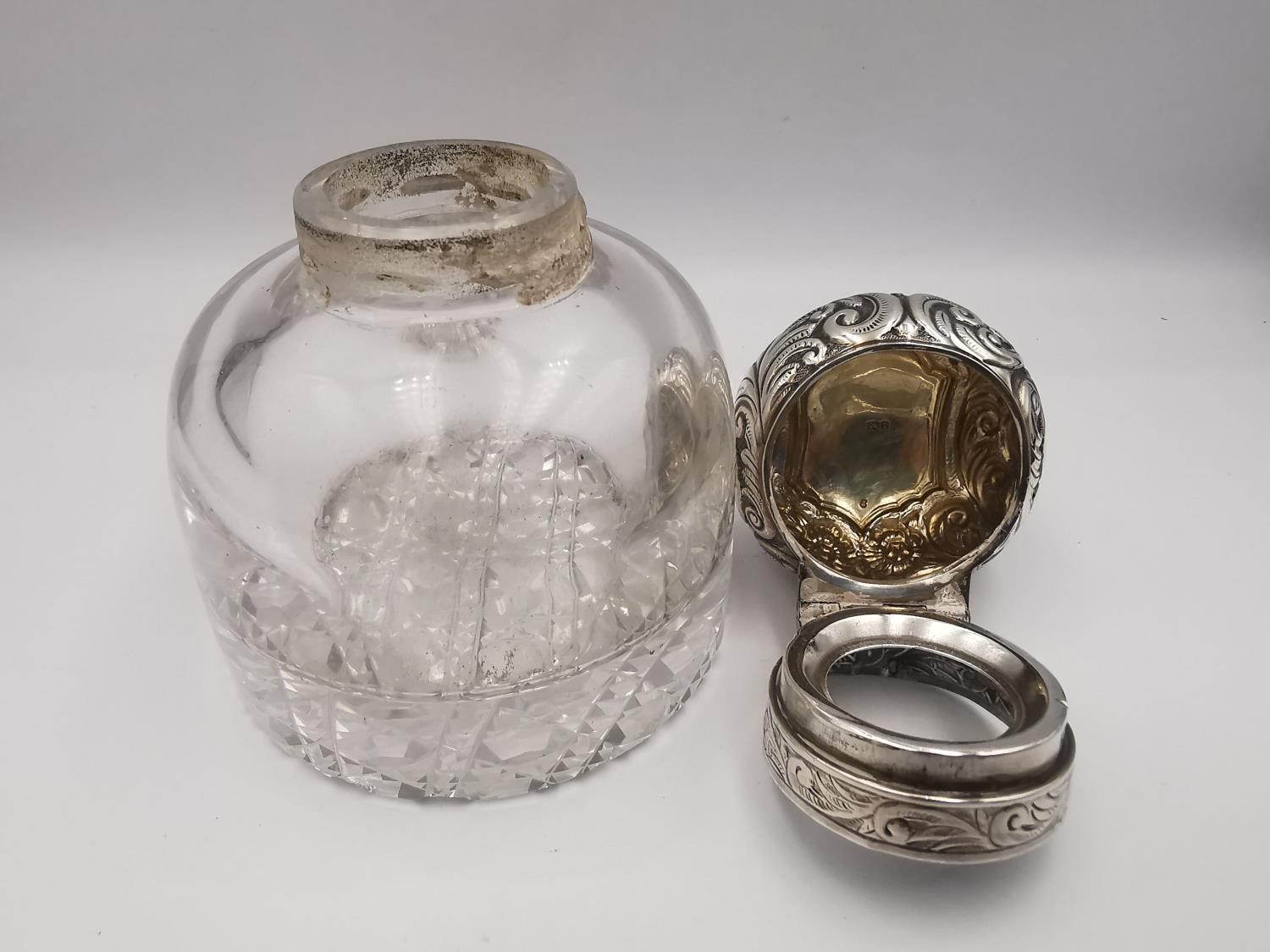 A collection of silver items, including a pair of Garrard & Co silver octagonal card trays, a silver - Image 6 of 14