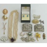 Various items of costume and other jewellery including a 9ct gold cameo brooch, animal design