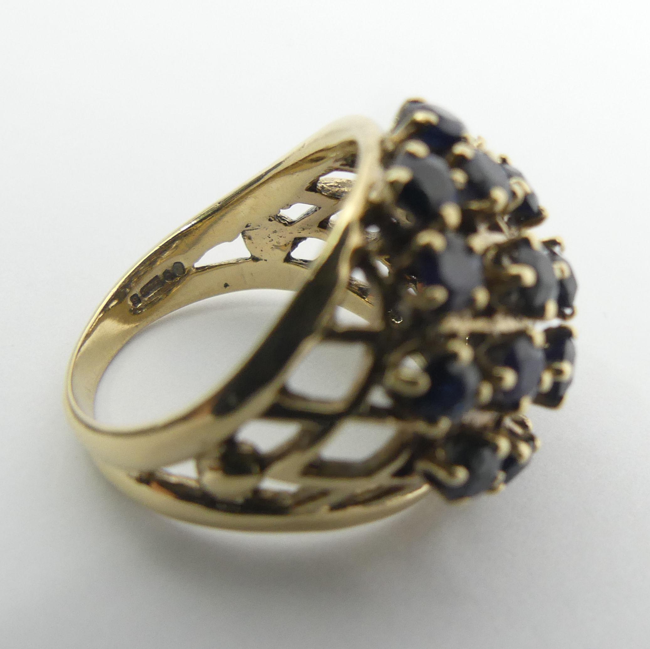 9ct gold sapphire bombe design ring, 7.5 grams, Birm.1963. Size M, 18.5 mm. UK Postage £12. - Image 5 of 5
