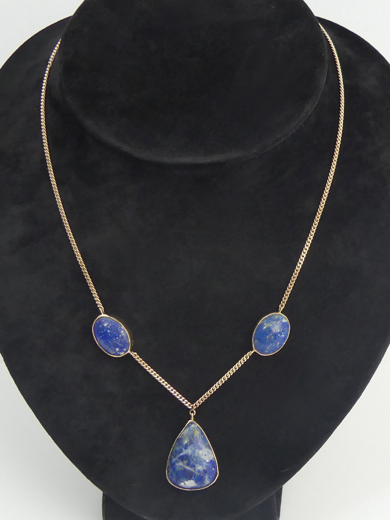 9ct rose gold lapis set necklace, 13.5 grams, 43.5 cm long, drop 25 mm. Uk Postage £12. - Image 2 of 5
