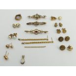 15ct gold seed pearl and peridot brooch and various items of gold jewellery, 17 grams. UK Postage £