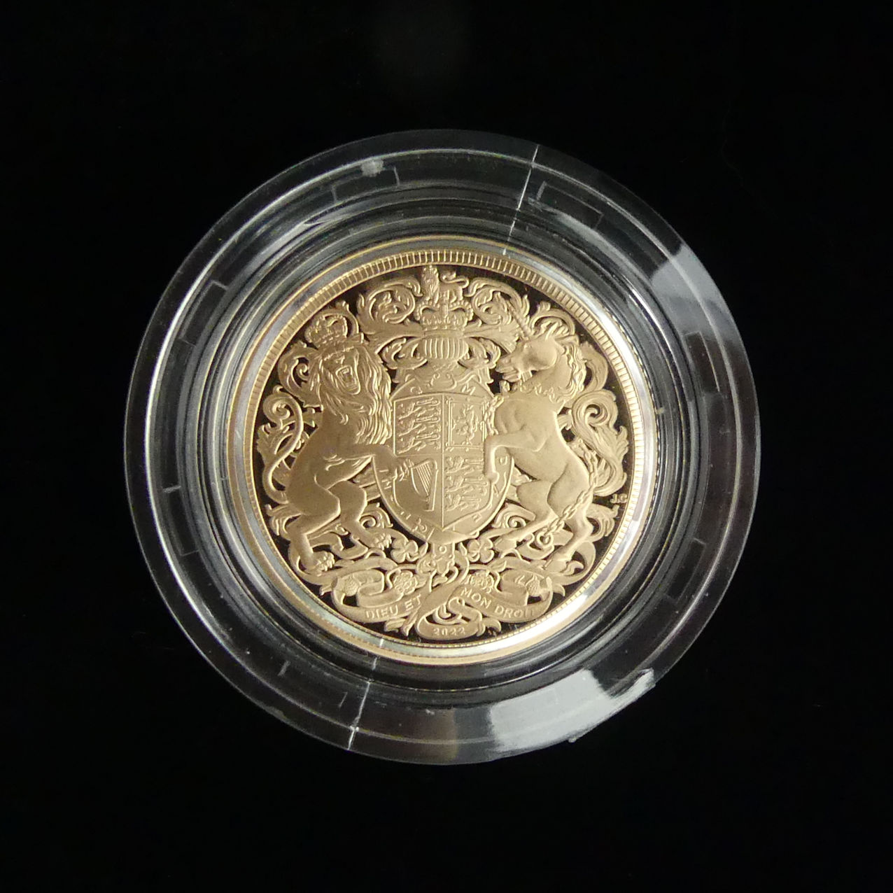 Queen Elizabeth II Memorial 2022 Royal Mint proof gold sovereign, M.I.B. UK Postage £12 - Image 2 of 4