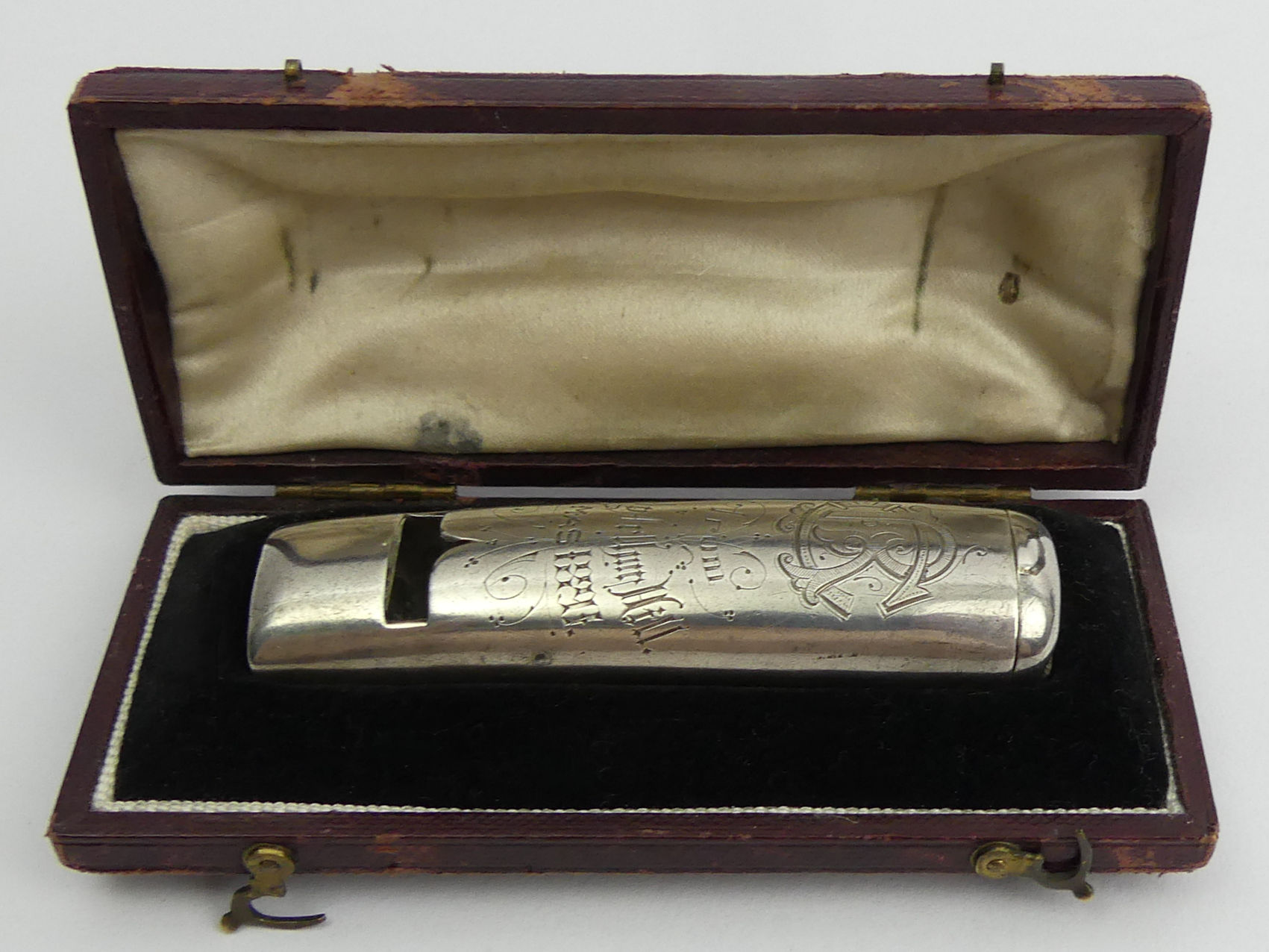 Victorian silver novelty combined vesta case and whistle Birm.1891, Stokes & Ireland, in the - Image 7 of 7