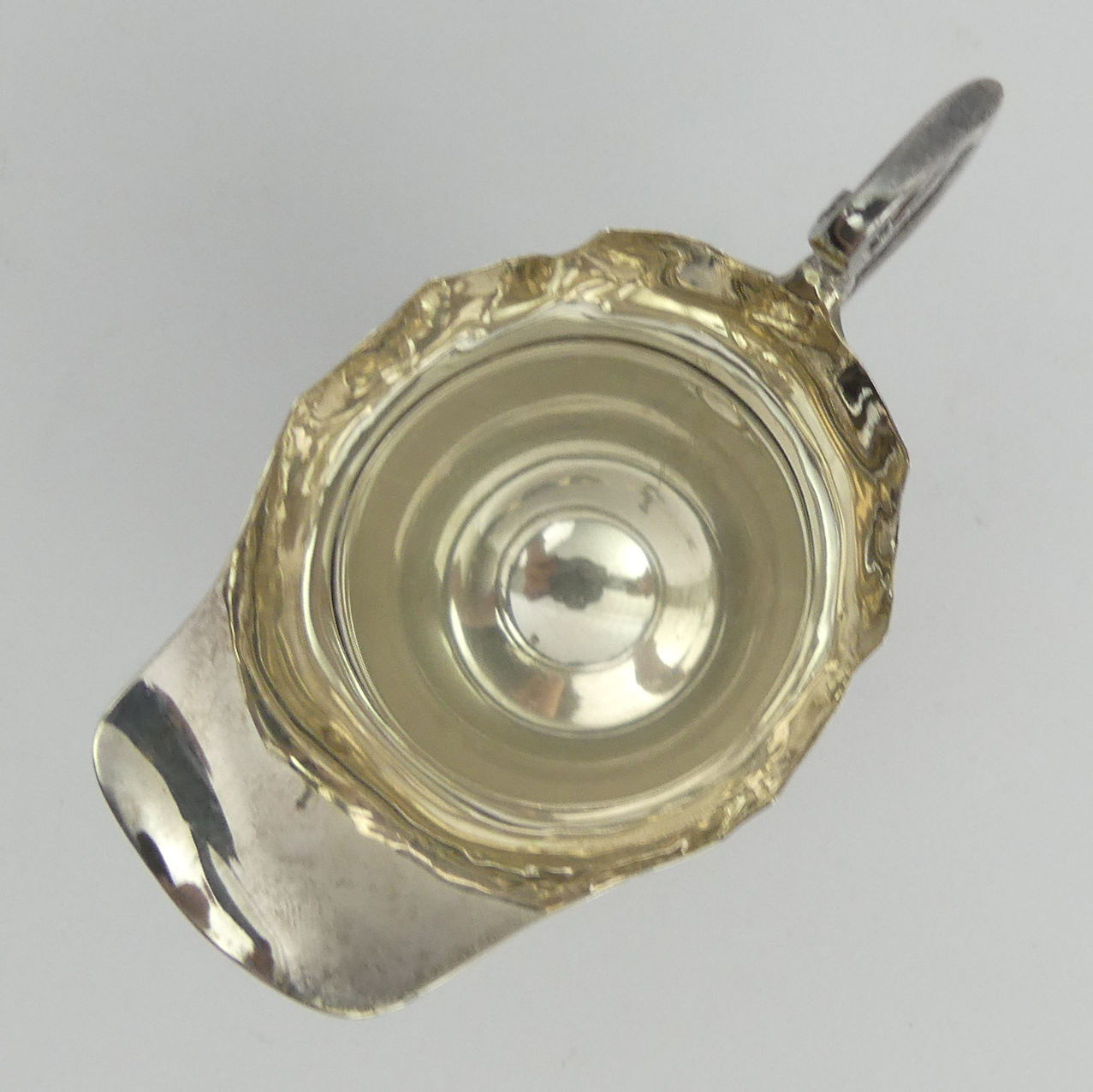 Edwardian silver sauce jug, Birm. 1903, William Hutton & Sons, 53 grams, 9cm. UK Postage £12. - Image 3 of 4