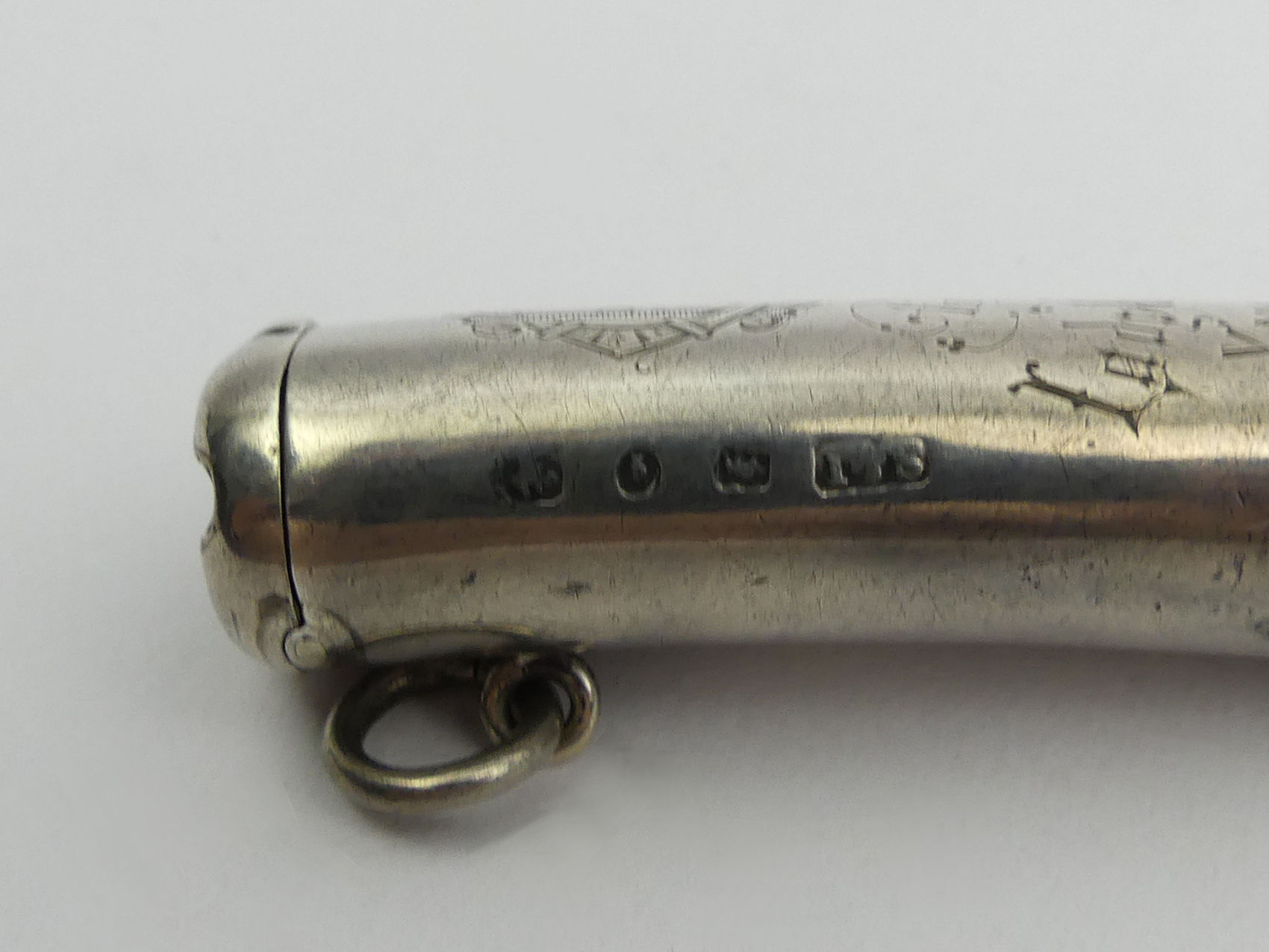 Victorian silver novelty combined vesta case and whistle Birm.1891, Stokes & Ireland, in the - Image 5 of 7