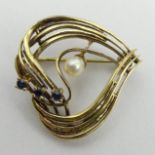 9ct gold, sapphire and cultured pearl witches heart brooch, 3 grams, 28mm. UK Postage £12.