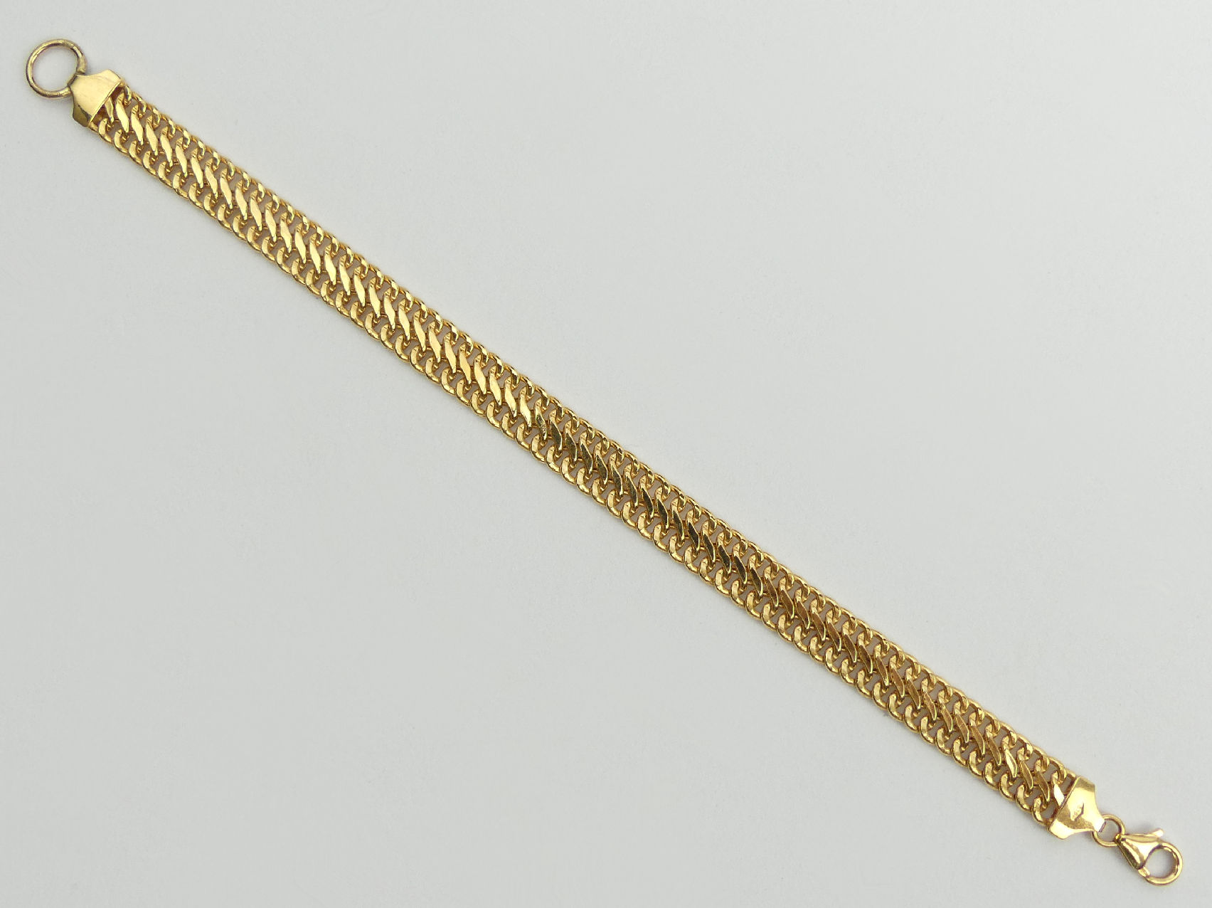 9ct gold fancy link bracelet, 6 grams, 19cm x 9mm wide. UK Postage £12.