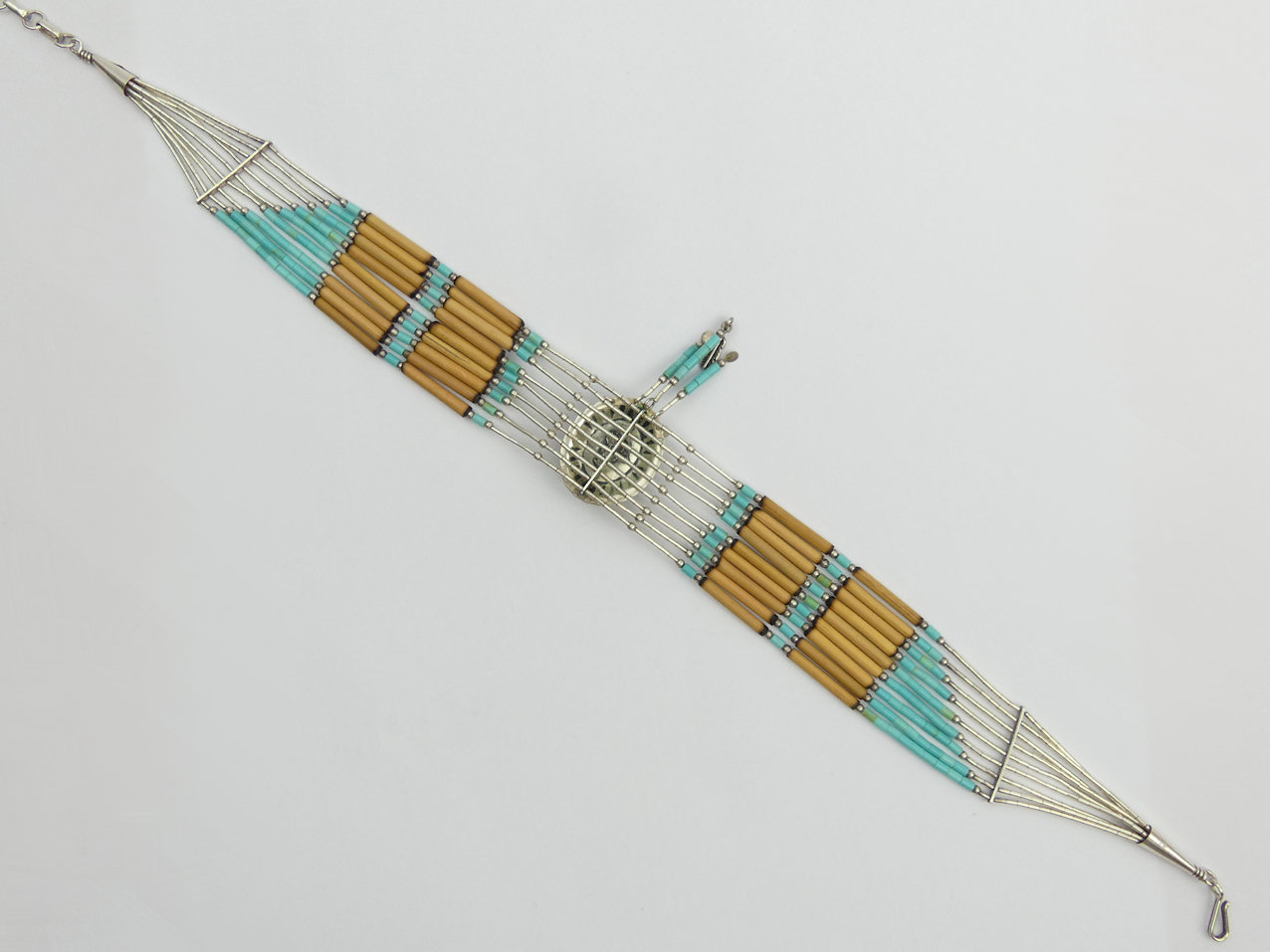 Native American sterling silver, turquoise and reed necklace, 19.4 grams, 39cm x 6cm. UK Postage £12 - Image 3 of 3