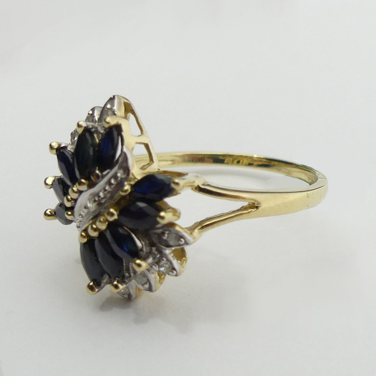9ct gold sapphire and diamond ring, 3 grams, 16.1mm, size P. UK Postage £12. - Image 3 of 6