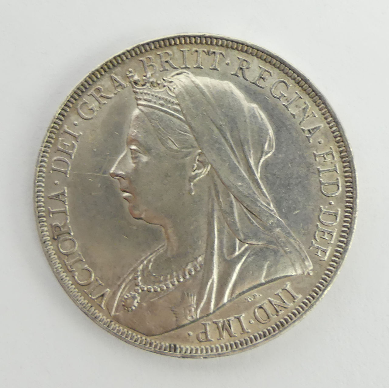Queen Victoria 1895 silver crown. - Image 2 of 2