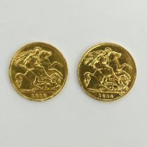 Two George V gold half sovereigns, 1913 & 1914. UK Postage £12.