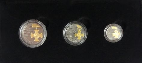 2018 Armistice Remembrance gold gallantry three coin Prestige sovereign proof set. UK Postage £12.