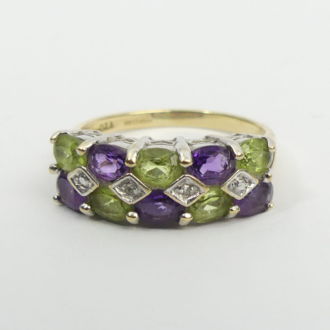 9ct gold peridot, amethyst and diamond ring, 2.4 grams, 6.6mm, size M 1/2. UK Postage £12. - Image 2 of 6