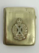 Silver plate cigarette case with the Scottish horse badge, South Africa 1900, 1901 and 1902, 72mm