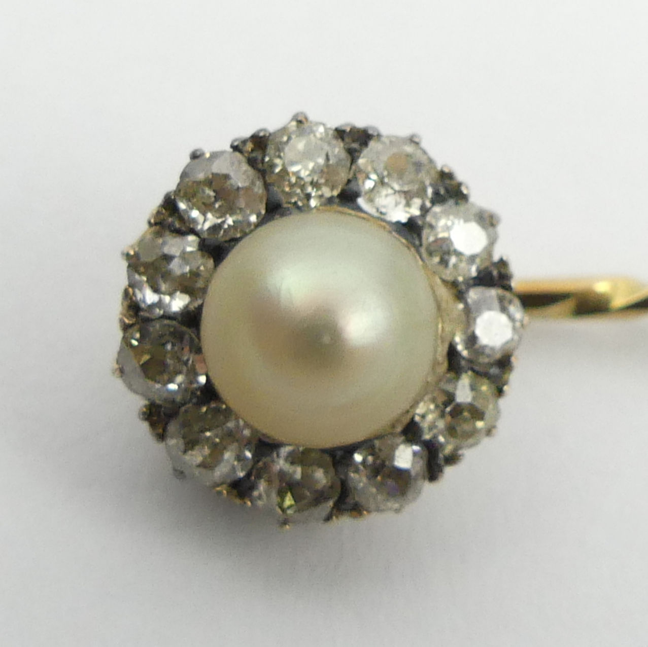 Diamond and cultured pearl stick pin, boxed, and a 9ct gold stud, 4.6 grams gross, stick pin 58mm. - Image 2 of 4