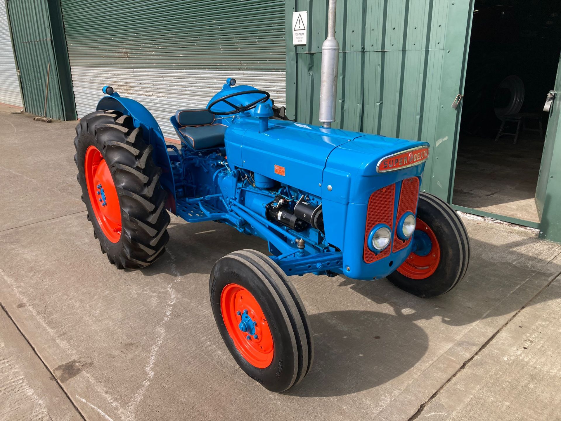 Fordson Super Dexta 2wd Vintage Tractor