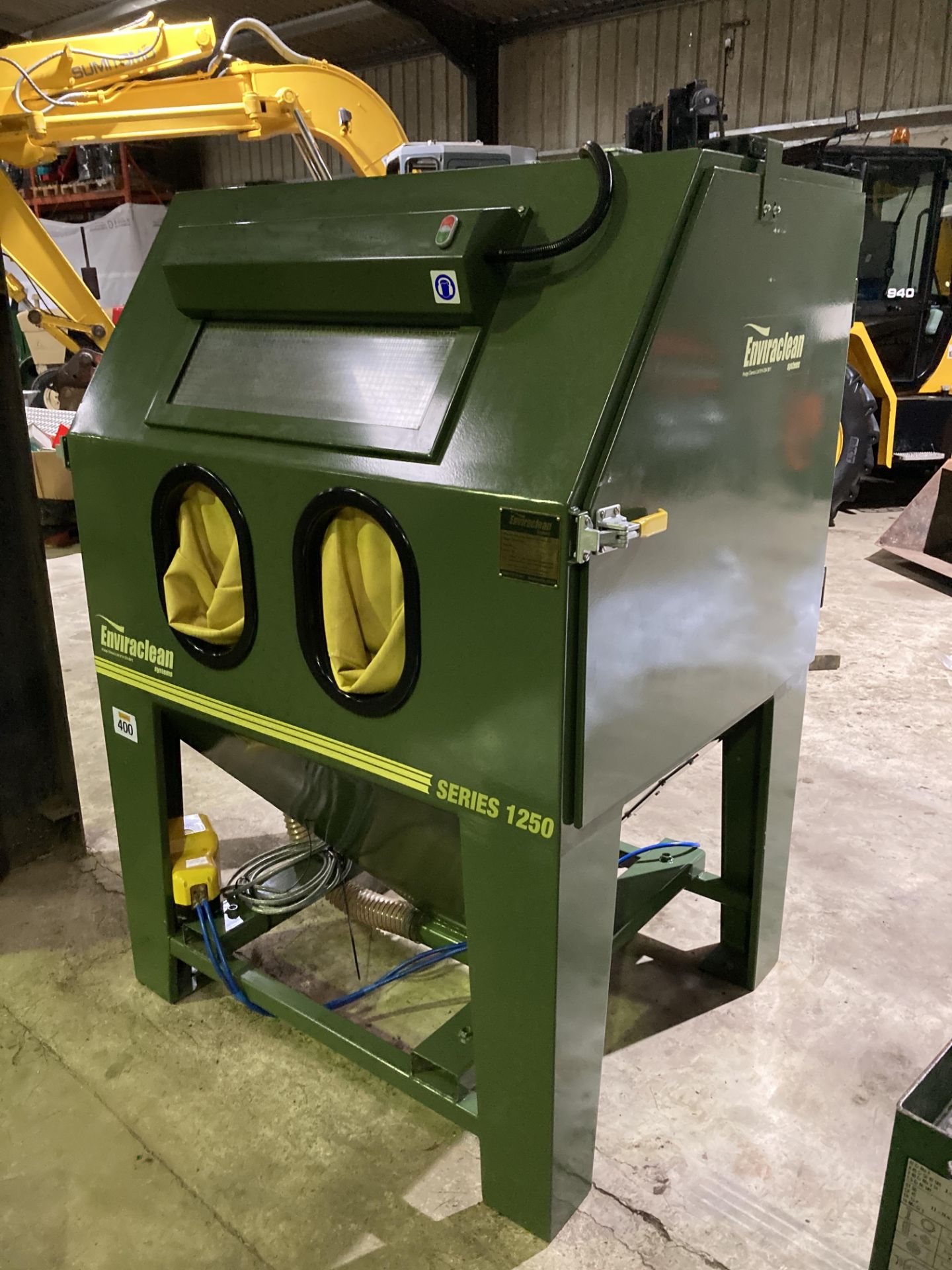 Enveradean Sand Blasting Cabinet