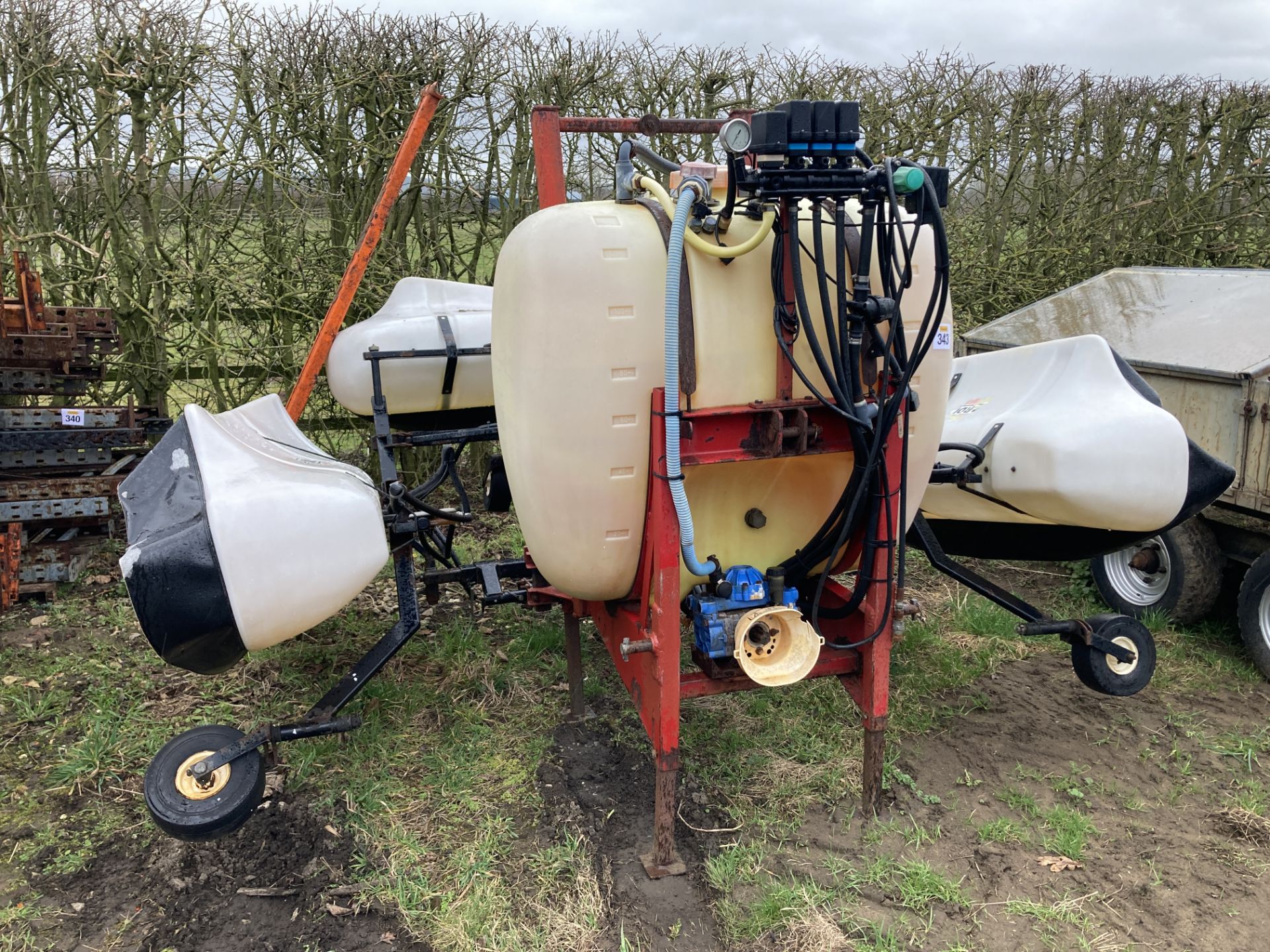 Hardy Mounted Sprayer CW Wind Shields