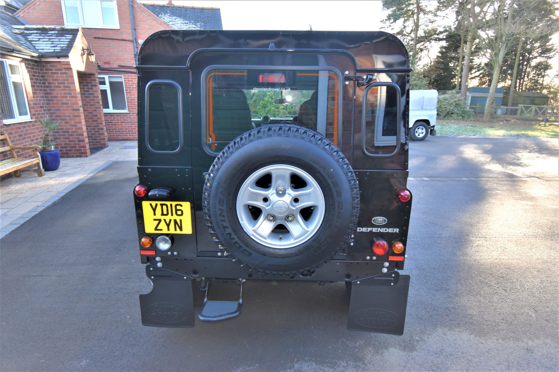 Land Rover Defender 90 County XS, 2016, *21 miles* *NO VAT* - Image 4 of 7