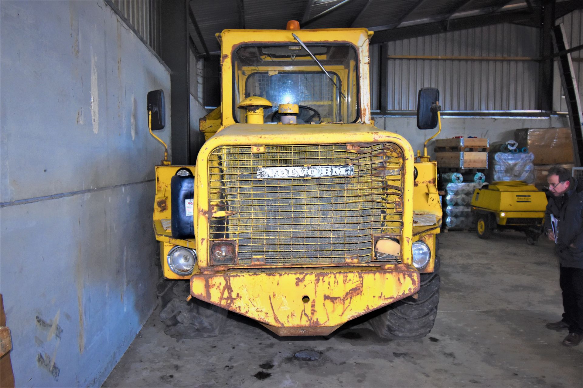 Volvo bm self-propelled dump truck - Image 2 of 5