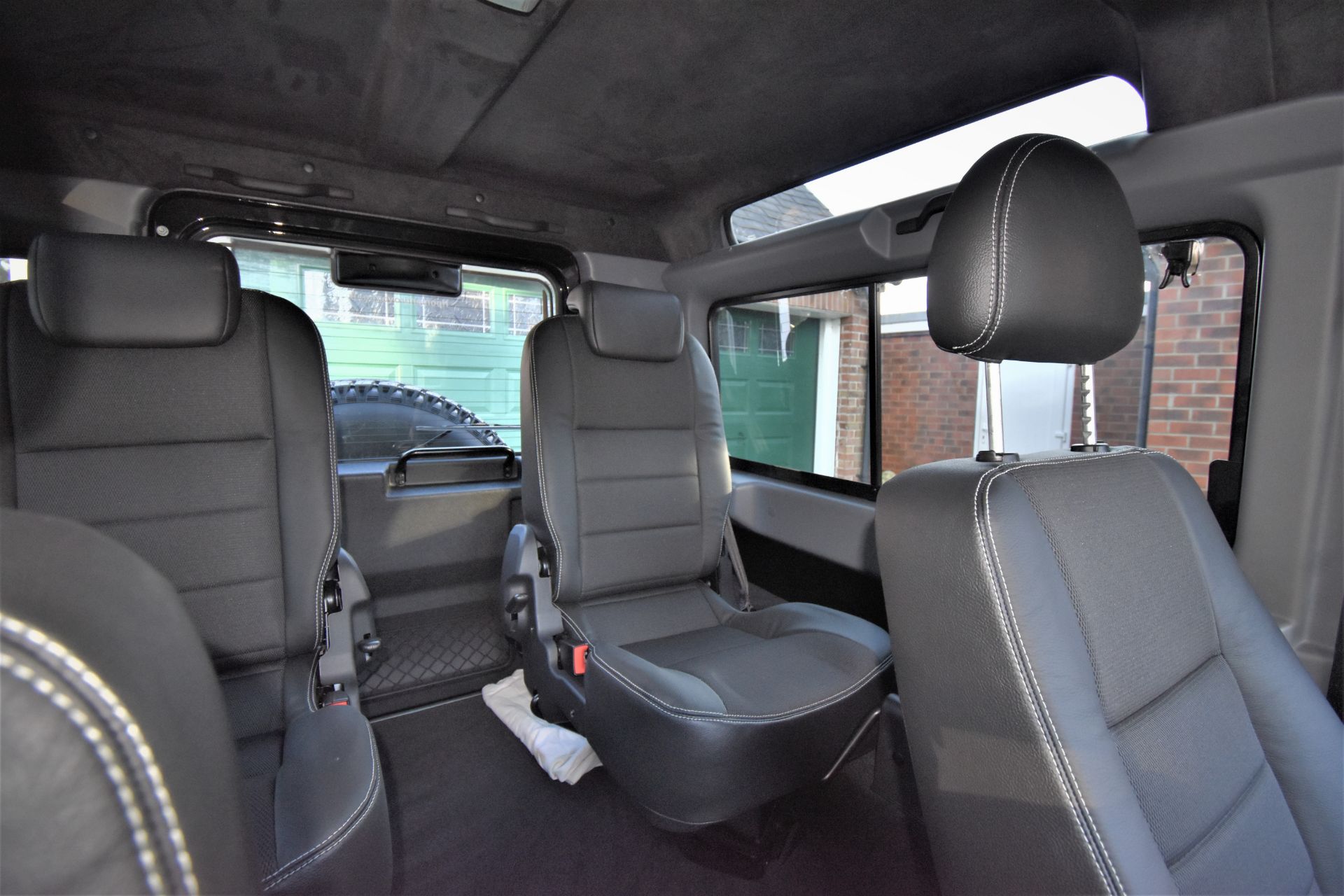 Land Rover Defender 90 County XS, 2016, *21 miles* *NO VAT* - Image 7 of 7