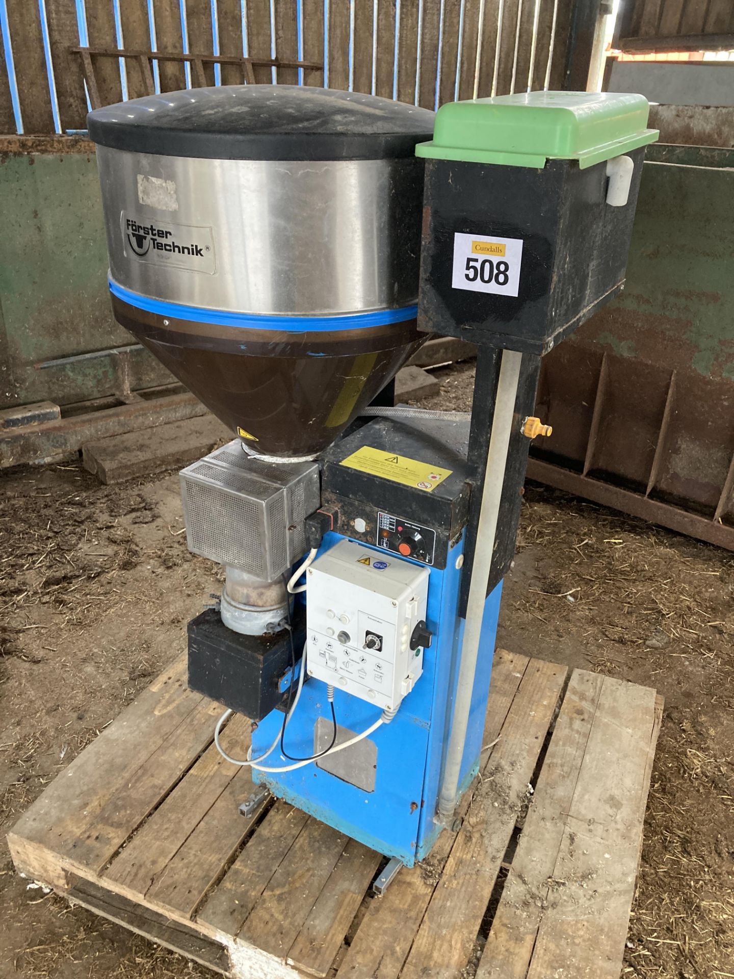 FORSTER TECHNIK HOT MILK FEEDER