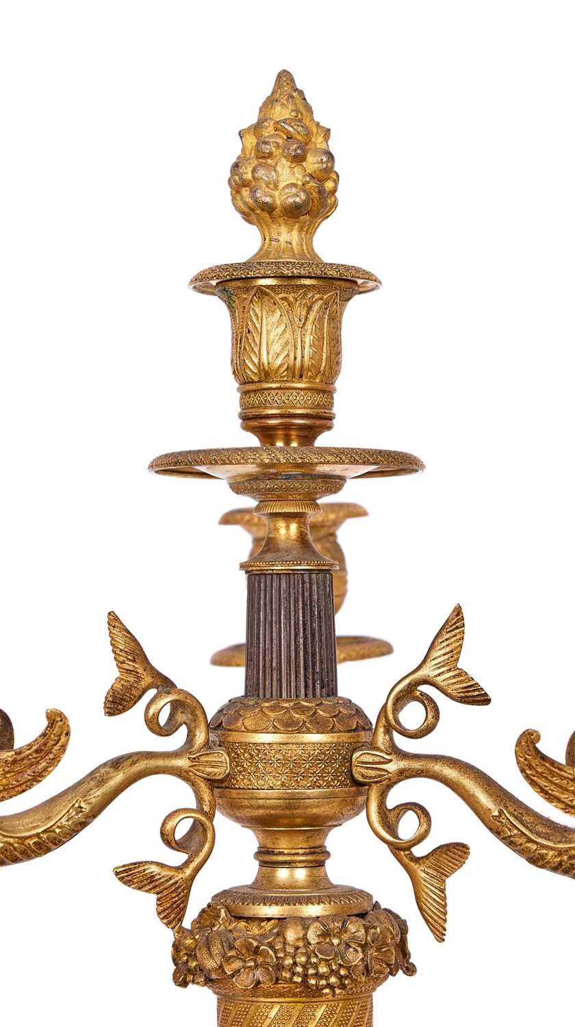 A PAIR OF EMPIRE PERIOD GILT AND PATINATED BRONZE CANDELABRA, EARLY 19TH CENTURY, FRENCH - Image 4 of 5