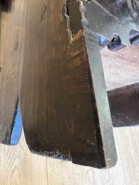 A SMALL 16TH CENTURY GOTHIC PERIOD OAK COFFER - Image 20 of 22