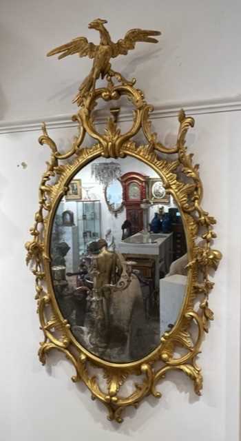 A GEORGE III CHIPPENDALE STYLE GILTWOOD MIRROR - Image 7 of 11