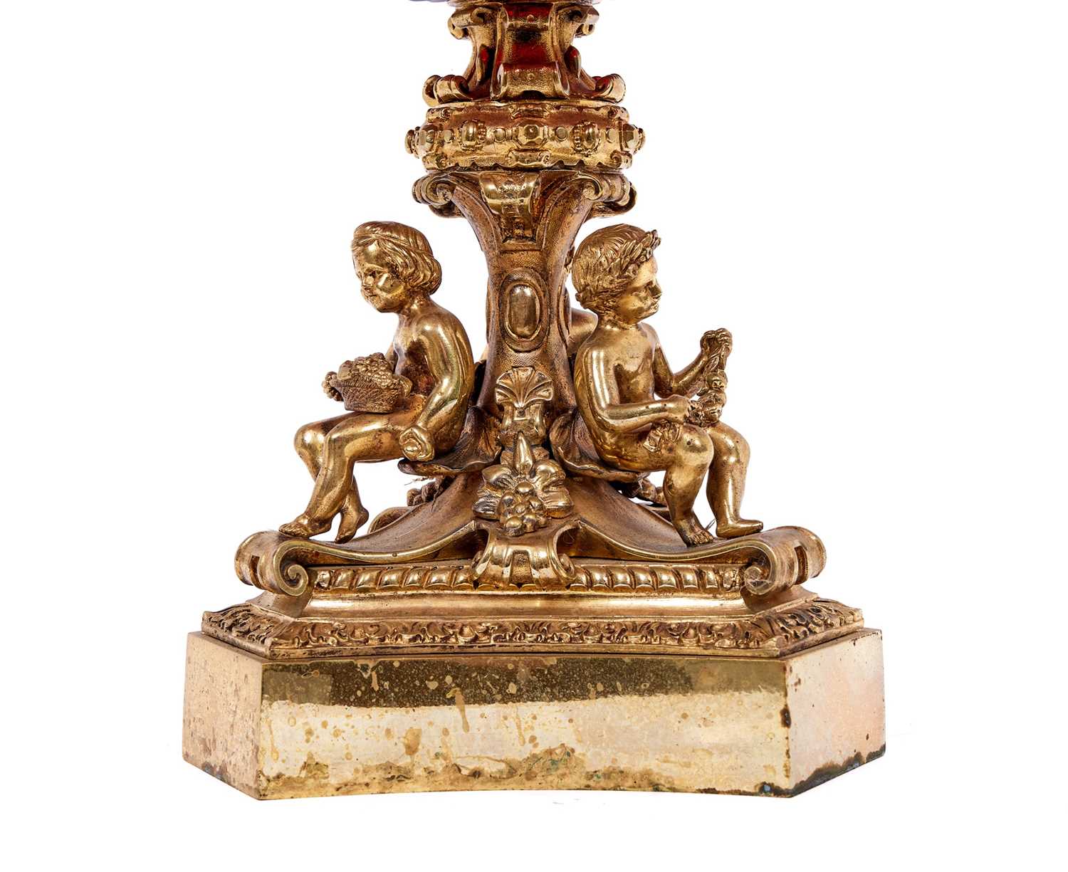 A 19TH CENTURY GILT BRONZE AND RUBY GLASS CENTREPIECE - Image 3 of 4