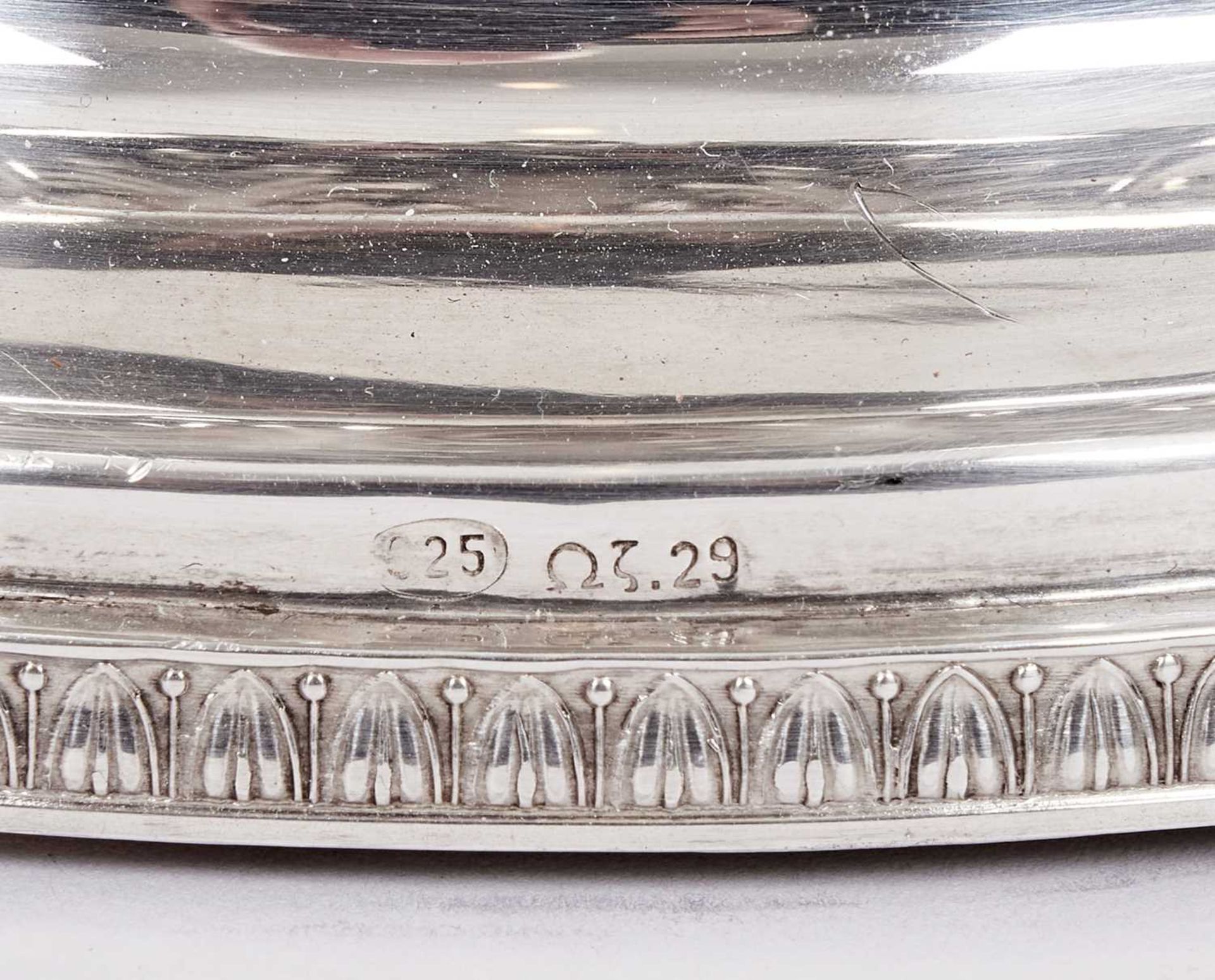 A MASSIVE STERLING SILVER PUNCH BOWL, ITALIAN, FIRST HALF 20TH CENTURY - Image 5 of 6