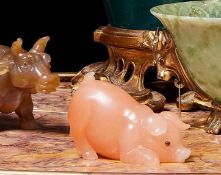 A FABERGE STYLE CARVED HARDSTONE AND GET SET MODEL OF A PIG