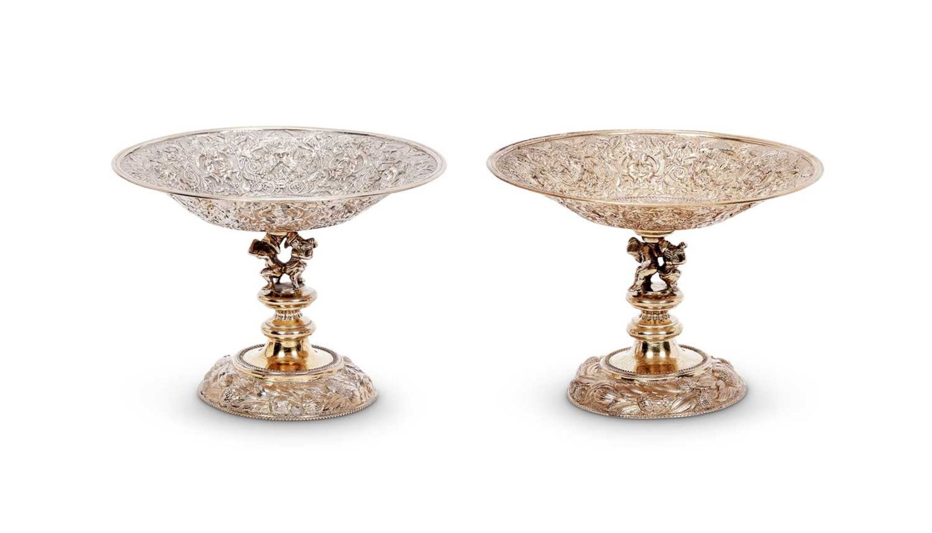 A PAIR OF SILVER GILT TAZZE, GERMAN, 19TH CENTURY - Bild 2 aus 2