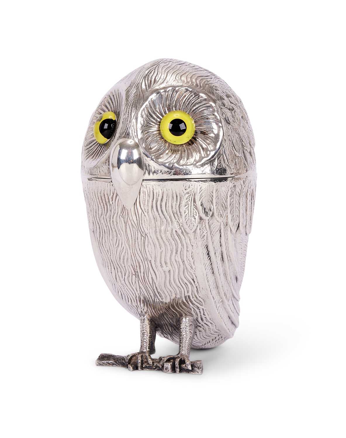 A VERY LARGE SPANISH SILVER BOX MODELLED AS AN OWL