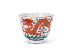 A 19TH CENTURY CHINESE GUANGXU PERIOD FAMILLE VERTE PORCELAIN WINE CUP