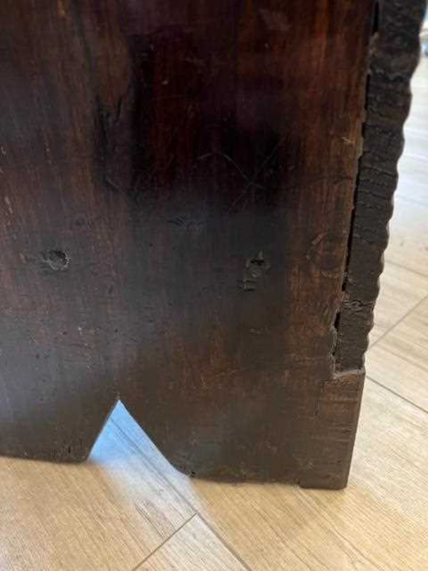 A SMALL 16TH CENTURY GOTHIC PERIOD OAK COFFER - Image 8 of 22
