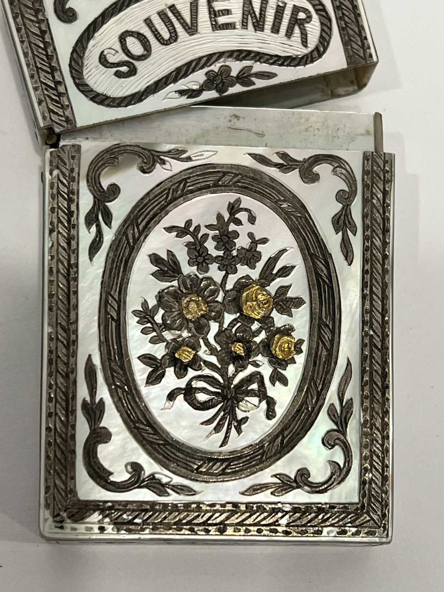 A 19TH CENTURY FRENCH SILVER AND MOTHER OF PEARL CARD HOLDER - Image 4 of 4