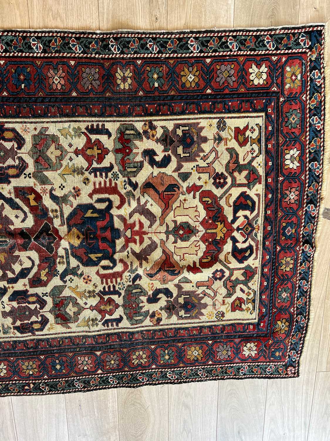 A LATE 18TH CENTURY CAUCASIAN ALPAN KUBA CARPET - Image 6 of 6