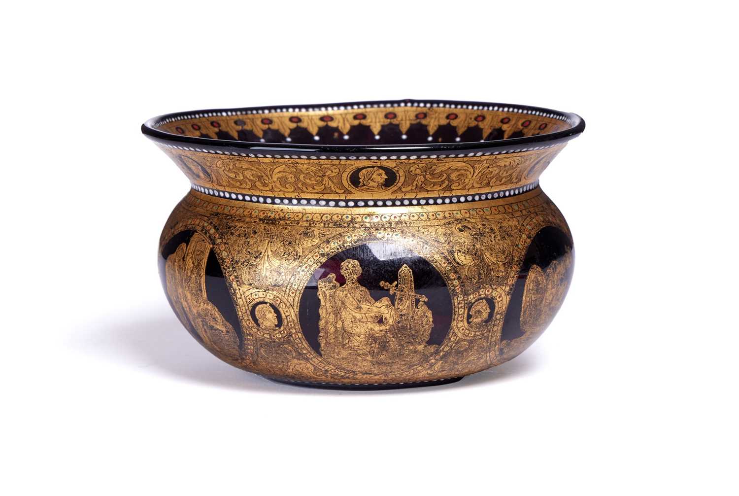 A 19TH CENTURY VENETIAN GILT DECORATED GLASS BOWL