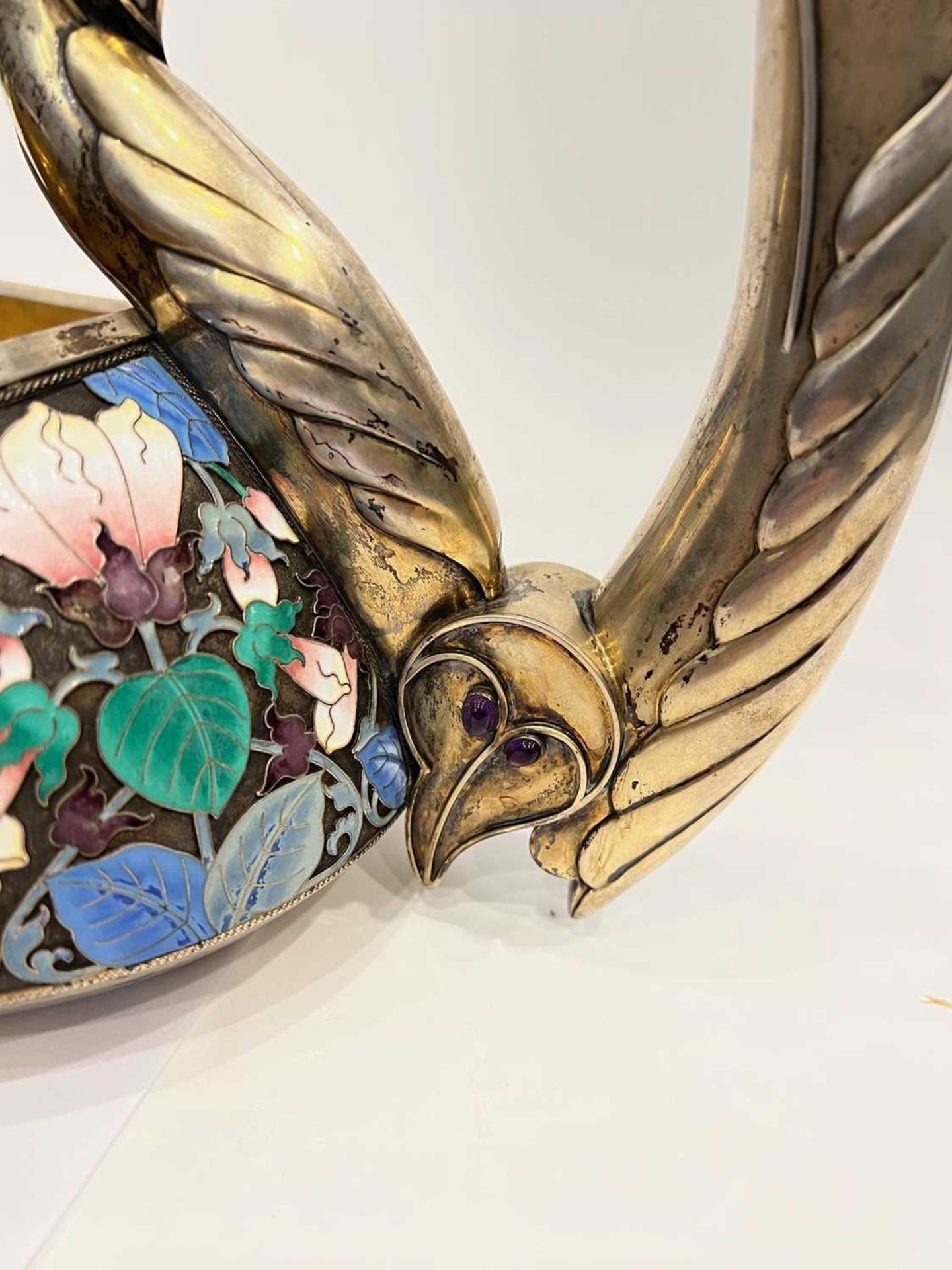 A MASSIVE EARLY 20TH CENTURY RUSSIAN SILVER AND ENAMEL KOVSH IN THE FORM OF A SWAN - Image 7 of 28