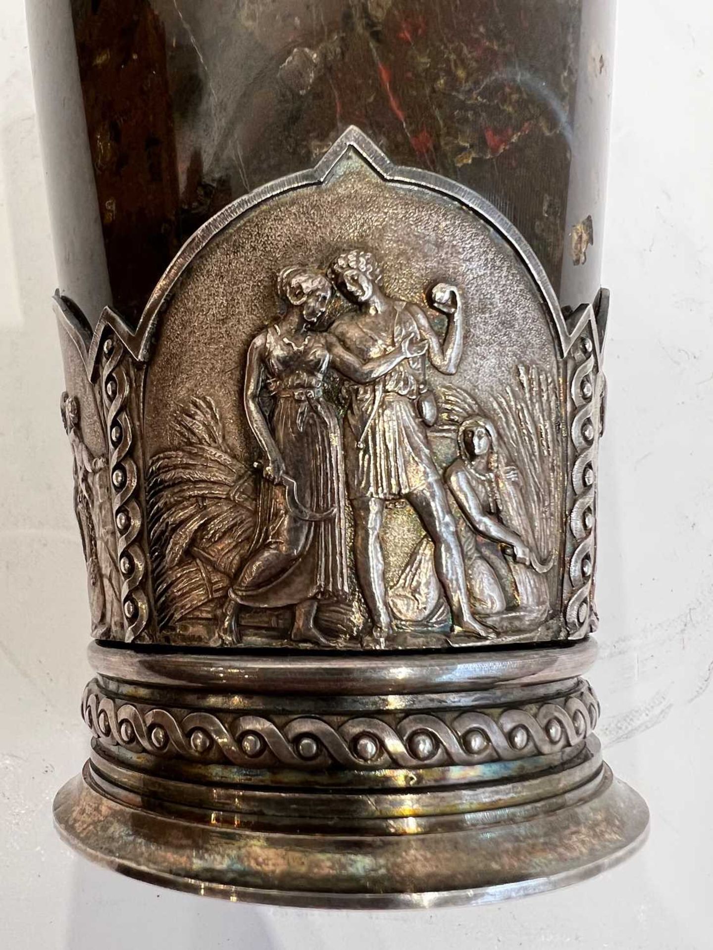 THE FOUR SEASONS CUP: A FINE 19TH CENTURY SILVER MOUNTED CUP WITH RELIEFS AFTER THORVALDSEN - Image 5 of 6
